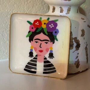 FRIDA Floral Portrait of Trinket Dish